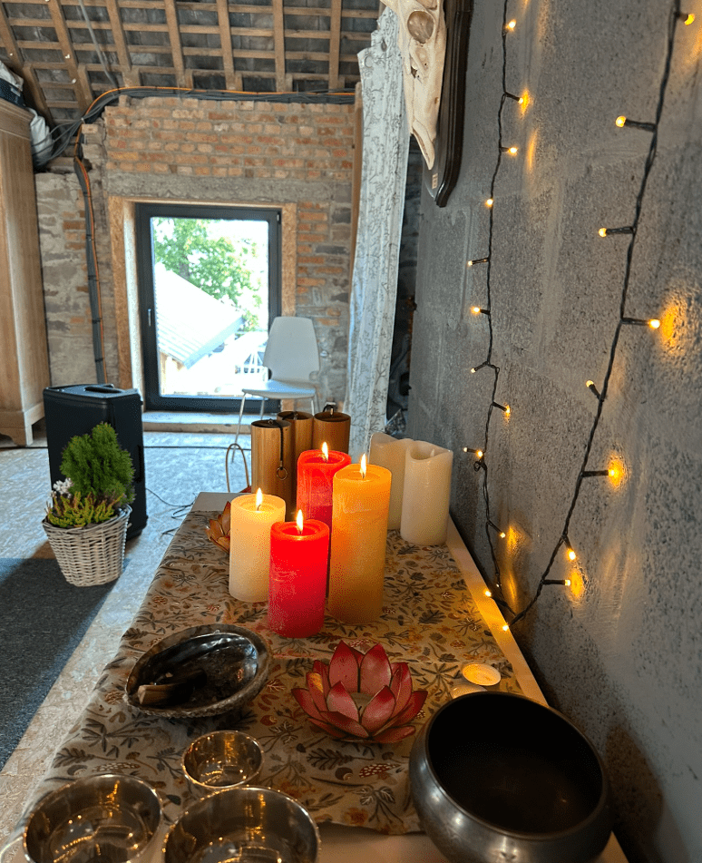 Espace de relaxation et yoga dans une ferme nature au Domaine de Hurlevent à Aywaille, Wallonie